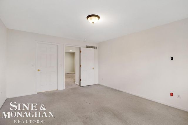 3327 Nell Rose Court, Royal Oak, MI 48073