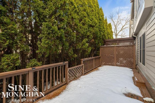 3327 Nell Rose Court, Royal Oak, MI 48073