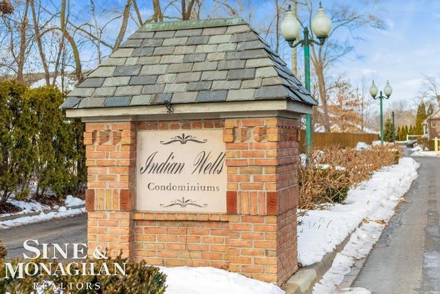 3327 Nell Rose Court, Royal Oak, MI 48073