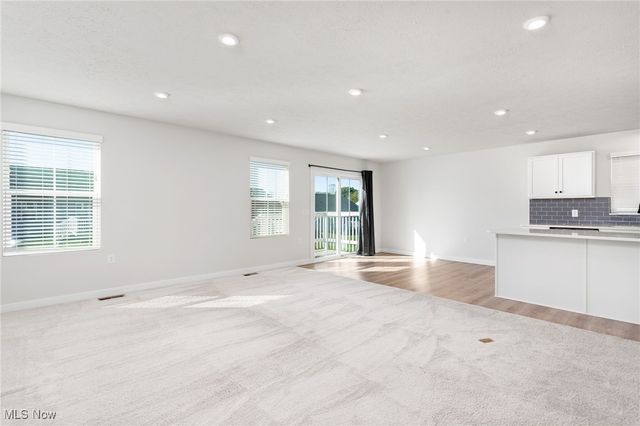 3658 knecht, Norton, OH 44203