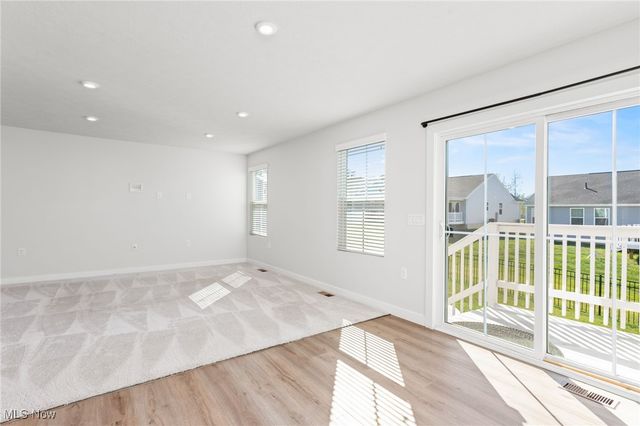 3658 knecht, Norton, OH 44203