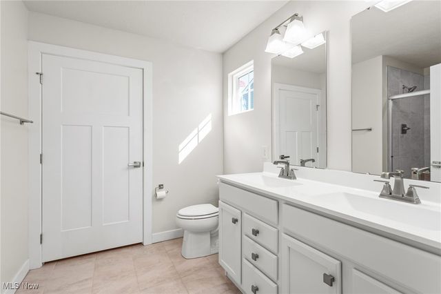 3658 knecht, Norton, OH 44203