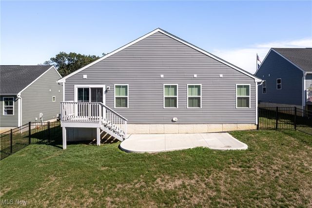 3658 knecht, Norton, OH 44203