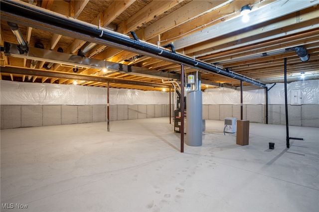 3658 knecht, Norton, OH 44203