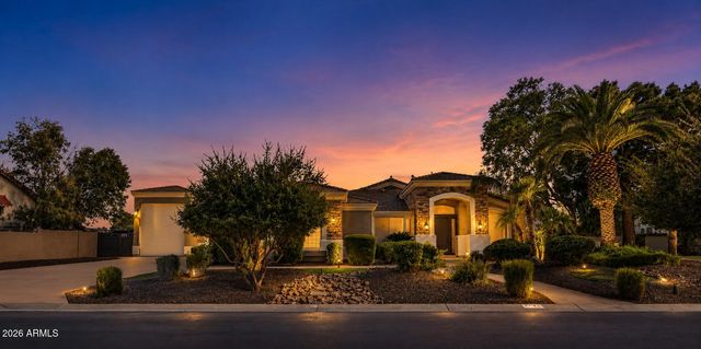 7547 W LIBBY Street, Glendale, AZ 85308