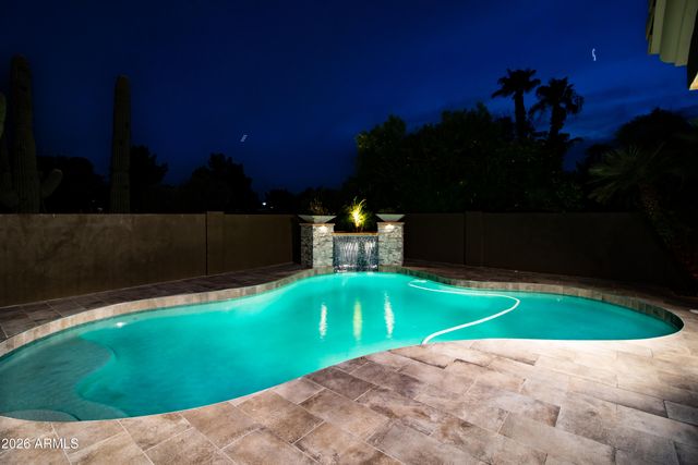 7547 W LIBBY Street, Glendale, AZ 85308