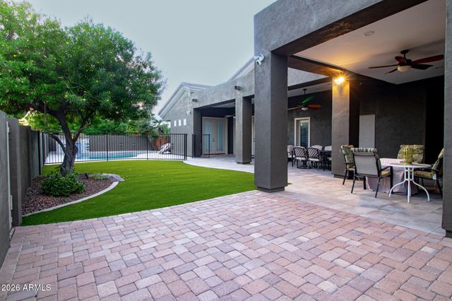7547 W LIBBY Street, Glendale, AZ 85308
