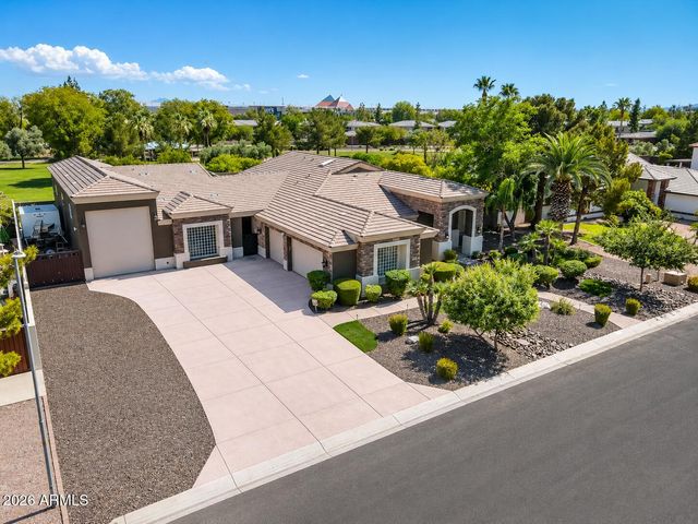 7547 W LIBBY Street, Glendale, AZ 85308
