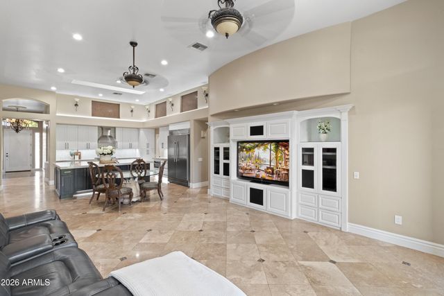 7547 W LIBBY Street, Glendale, AZ 85308