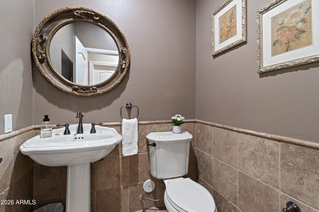 7547 W LIBBY Street, Glendale, AZ 85308