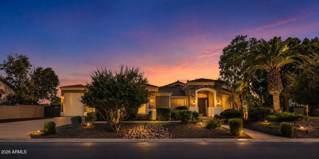 7547 W LIBBY Street, Glendale, AZ 85308 — photo 2