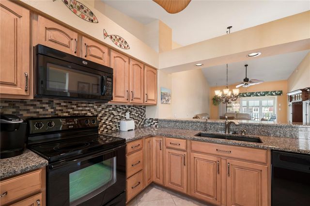 220 COLDEWAY DRIVE 123, Punta Gorda, FL 33950