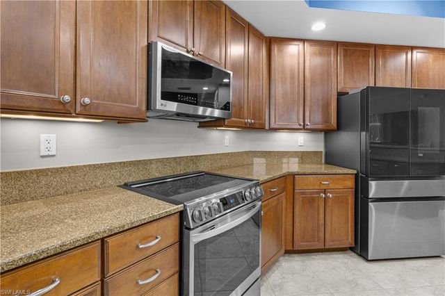 3414 Hancock Bridge PKWY 1008, North Fort Myers, FL 33903
