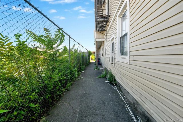 28 Clinton Street, Tarrytown, NY 10591