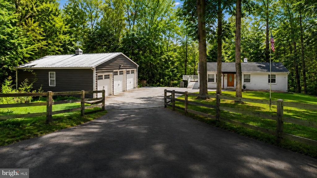 Image 1 of property listing at 32 CODJUS DR, Rising Sun, MD 21911