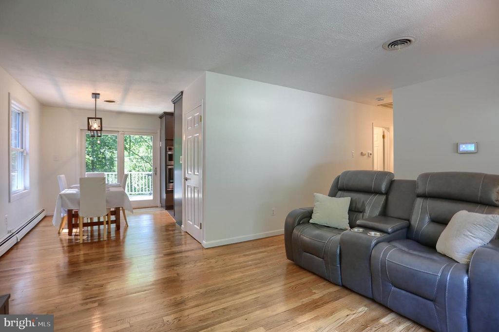 Image 11 of property listing at 32 CODJUS DR, Rising Sun, MD 21911