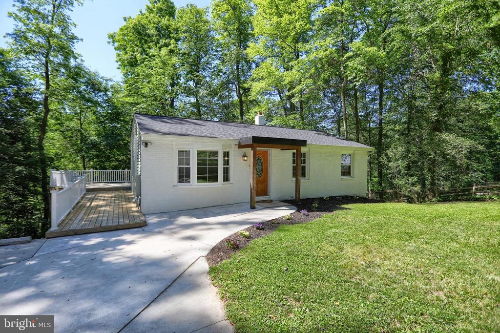 Image 2 of property listing at 32 CODJUS DR, Rising Sun, MD 21911