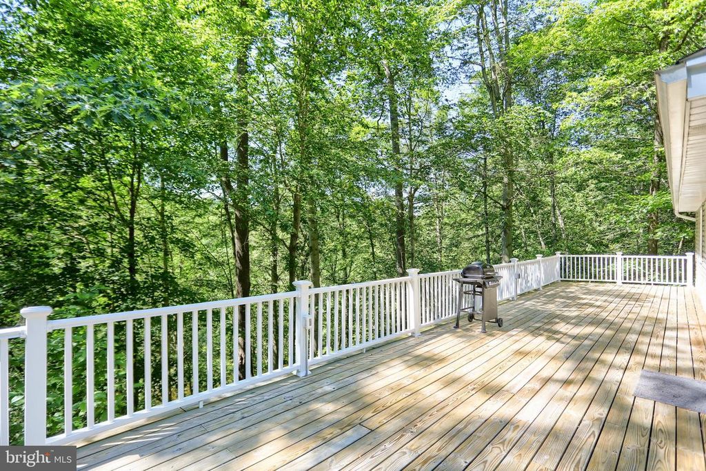 Image 42 of property listing at 32 CODJUS DR, Rising Sun, MD 21911