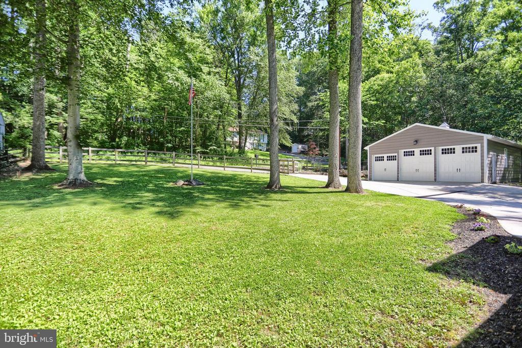 Image 8 of property listing at 32 CODJUS DR, Rising Sun, MD 21911