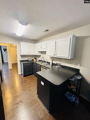 348 Keystone Drive, Hopkins, SC 29061