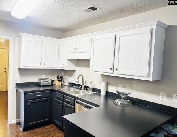 348 Keystone Drive, Hopkins, SC 29061