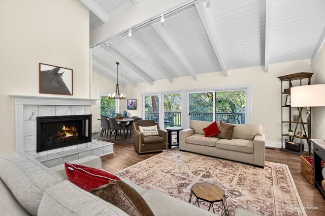 80 Riverknoll Pl, Carmichael, CA 95608