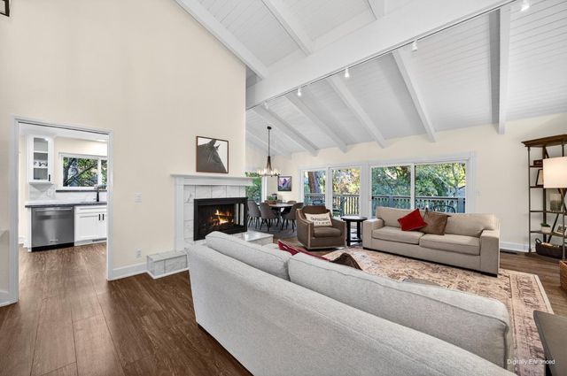 80 Riverknoll Pl, Carmichael, CA 95608