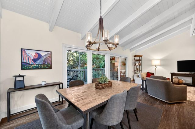 80 Riverknoll Pl, Carmichael, CA 95608