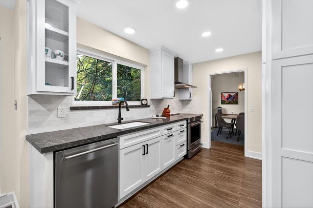 80 Riverknoll Pl, Carmichael, CA 95608