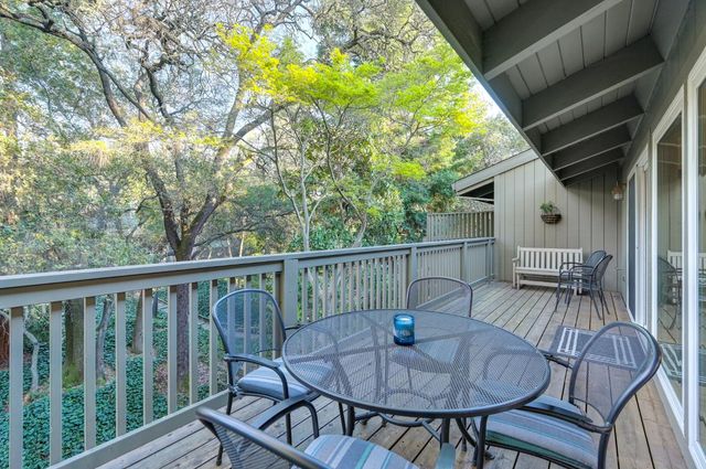 80 Riverknoll Pl, Carmichael, CA 95608