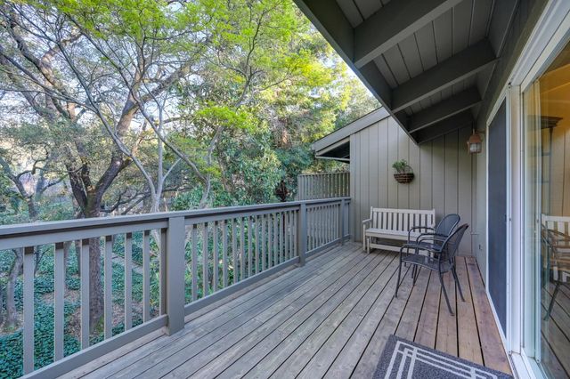 80 Riverknoll Pl, Carmichael, CA 95608