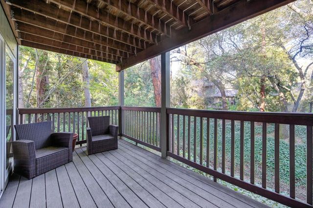 80 Riverknoll Pl, Carmichael, CA 95608