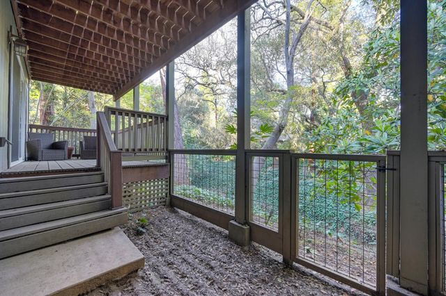 80 Riverknoll Pl, Carmichael, CA 95608