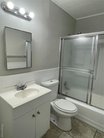 11067 Hupp Avenue, Warren, MI 48089