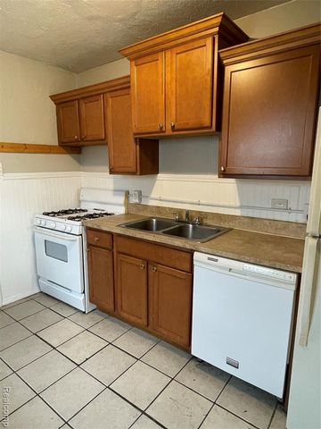 11067 Hupp Avenue, Warren, MI 48089