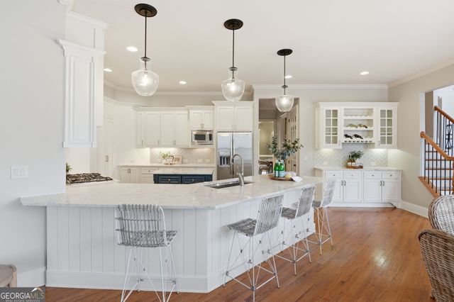 5173 Brendlynn Drive, Suwanee, GA 30024