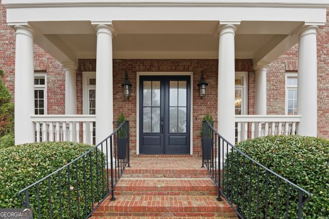 5173 Brendlynn Drive, Suwanee, GA 30024