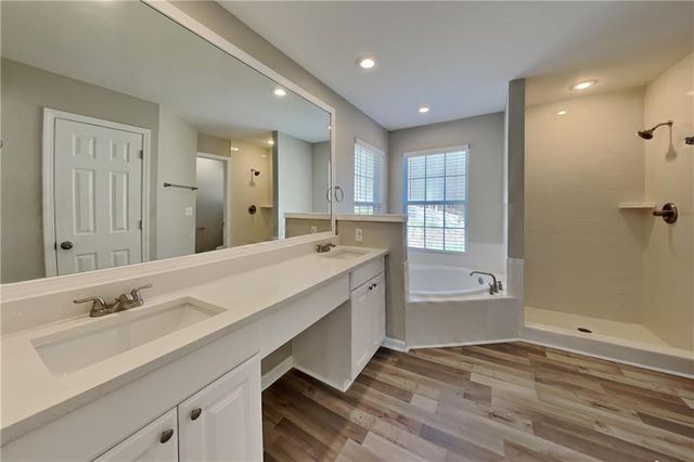 3925 Maple Wood Trail, Buford, GA 30518