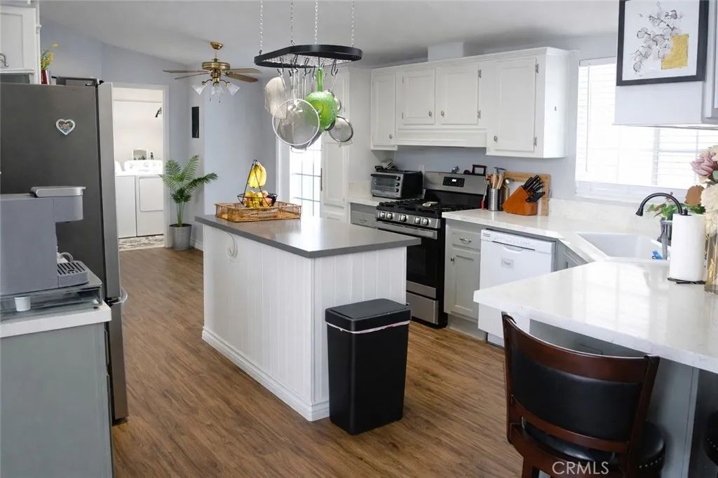 16444 Bolsa Chica 60, Huntington Beach, CA 92649