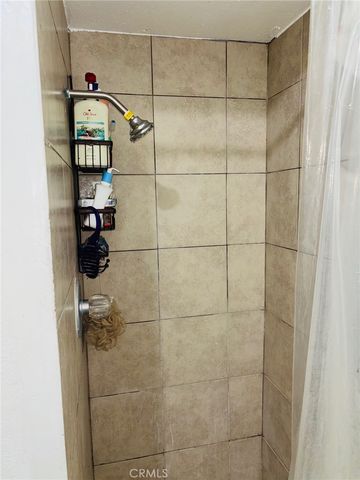 9155 Pacific 265, Anaheim, CA 92804