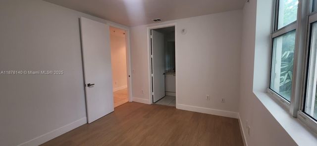 15051 Royal Oaks Ln 106, North Miami, FL 33181