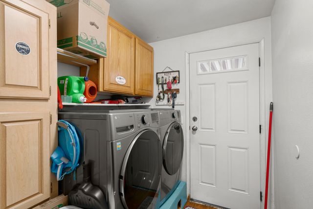 2311 Lara Lane, Central Point, OR 97502