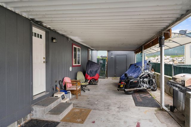 2311 Lara Lane, Central Point, OR 97502