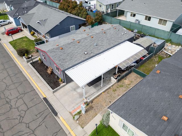 2311 Lara Lane, Central Point, OR 97502