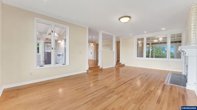 38647 Scravel Hill Rd NE, Albany, OR 97322