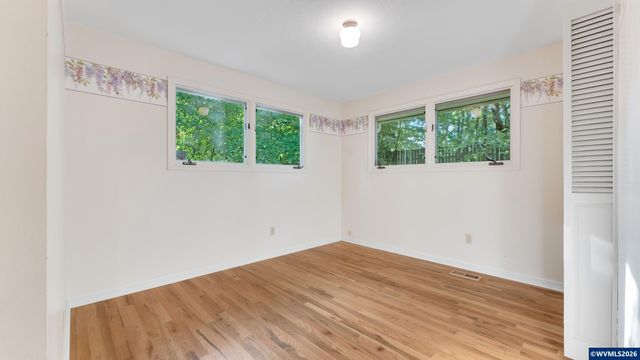 38647 Scravel Hill Rd NE, Albany, OR 97322