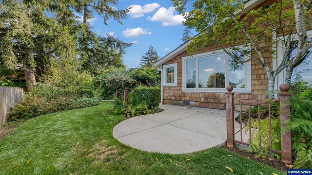 38647 Scravel Hill Rd NE, Albany, OR 97322