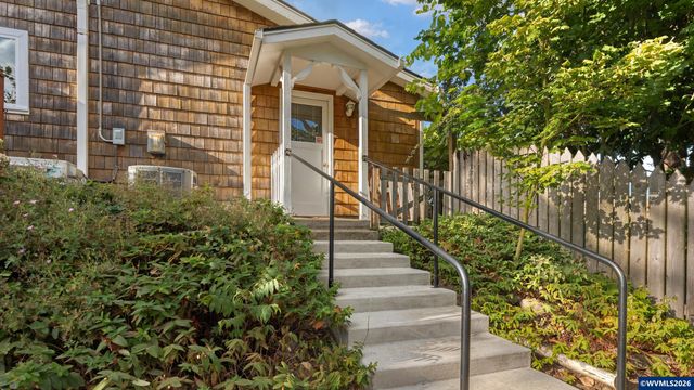 38647 Scravel Hill Rd NE, Albany, OR 97322
