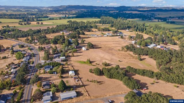 38647 Scravel Hill Rd NE, Albany, OR 97322