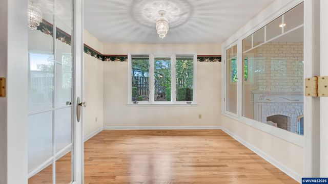 38647 Scravel Hill Rd NE, Albany, OR 97322